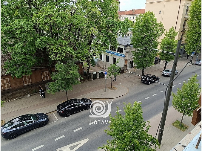 3-k-butas-kauno-centre-su-vieta-automobiliui-rakinamam-kieme-8