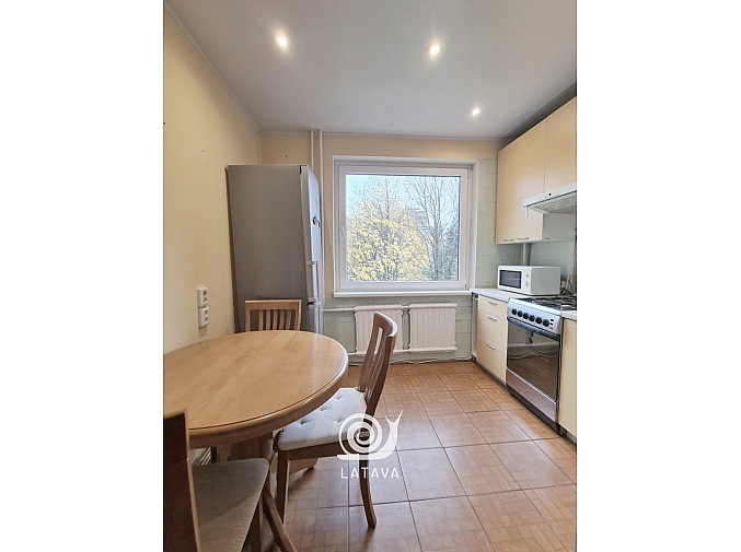 3-ju-kambariu-butas-architektu-g-vilnius-1