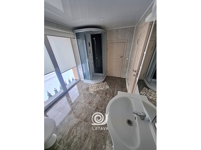 erdvi-namo-dalis-su-atskiru-iejimu-ramuciuose-80-kv-m-4