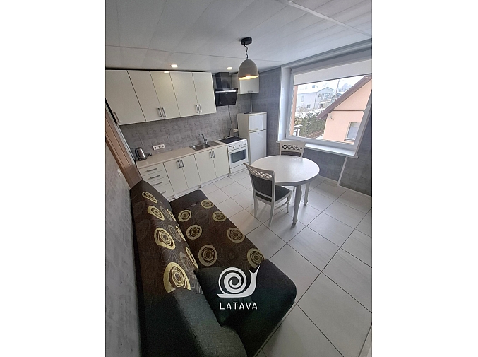 erdvi-namo-dalis-su-atskiru-iejimu-ramuciuose-80-kv-m-9