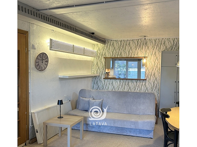 1-k-studijos-tipo-butas-nuosavam-name-su-atskirais-patogumais-ir-iejimu-1